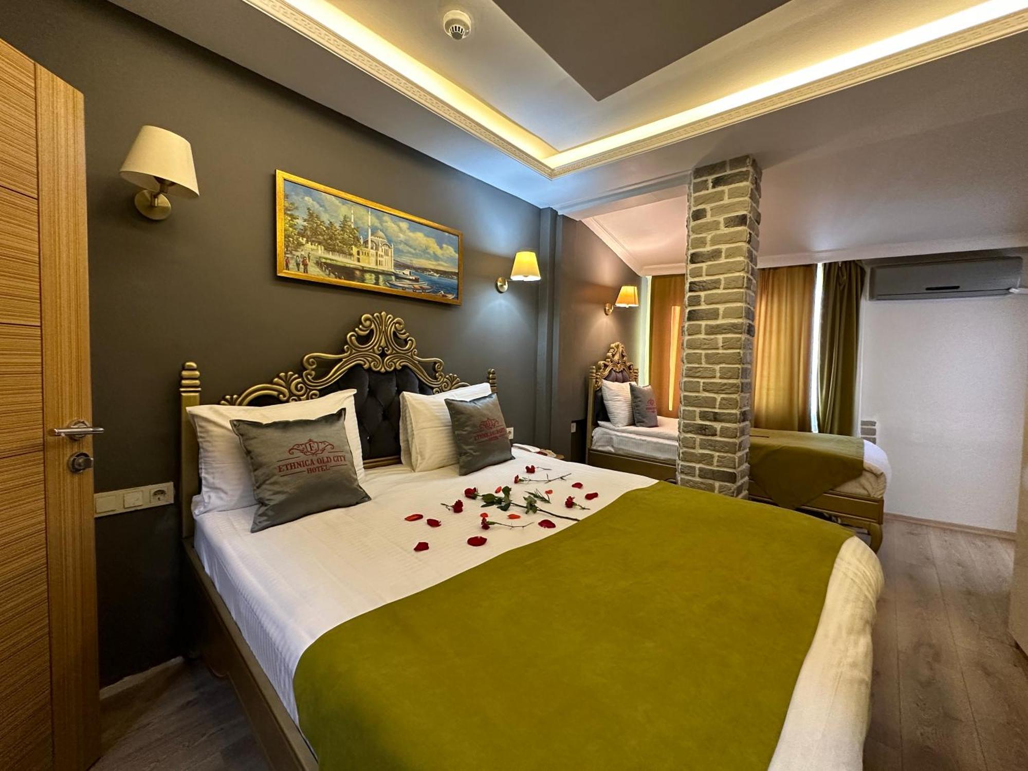 Ethnica Hotel Old City — Photos 1